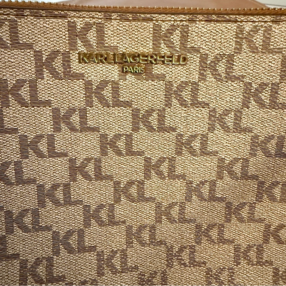Karl Lagerfeld Paris Signature Crossbody - Picture 3 of 10